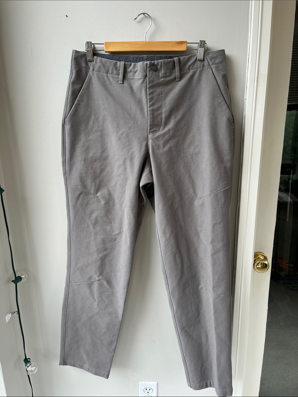 Vuori Meta Pants - Picture 3 of 13